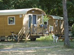 Гостиница Huttopia Beaulieu sur Dordogne  Болье-Сюр-Дордонь